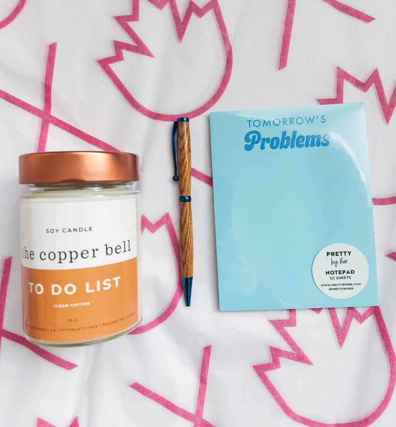 Maison-ZOLTS-Canada-in-a-Box-Tissue-Design